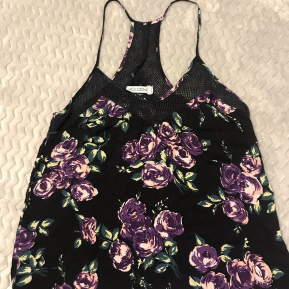 Volcom floral tank
